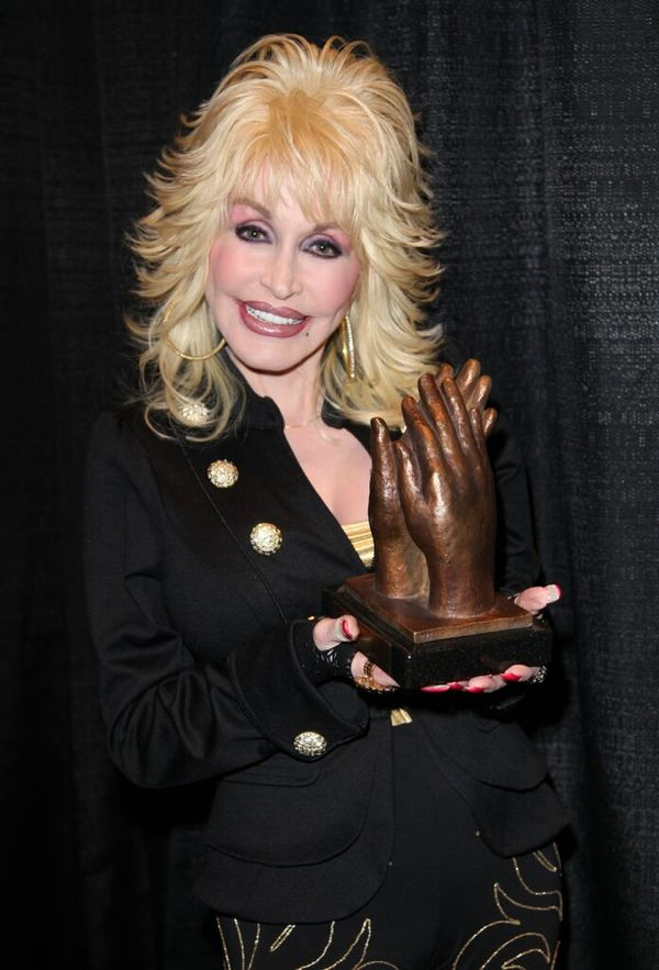 The Timeless Beauty of Dolly Parton