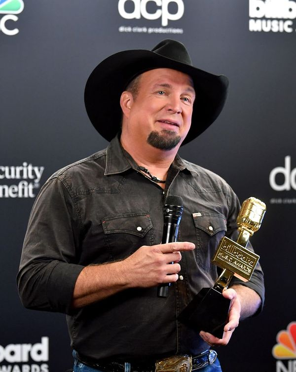 Garth Brooks: Inspiring Weight Loss at 61